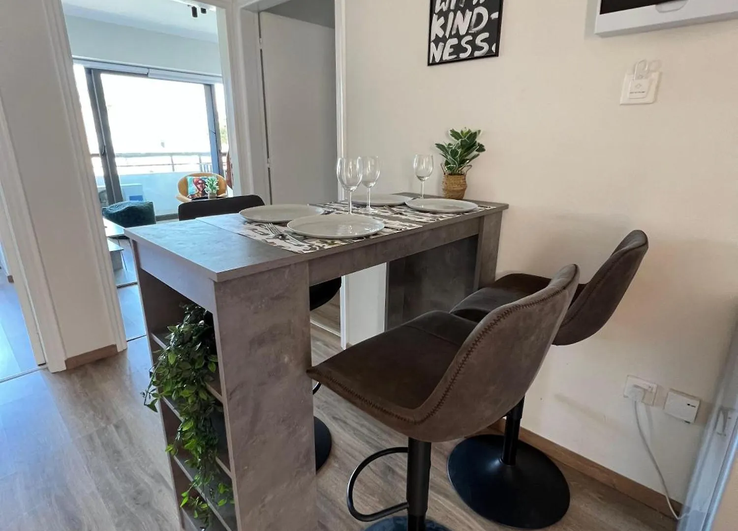 Azul Sea View Apartment Larnaca Cyprus
